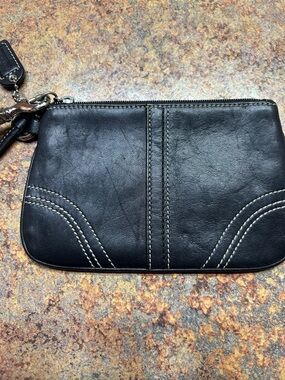 Coach Black Leather Wristlet Pouch - Classic Women's Bag
